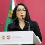 “La Narco Esthela” Damián ¡Aferrada A Un Hueso!